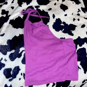 This is a around the neck top good for the beach or even to we’re out somewhere!